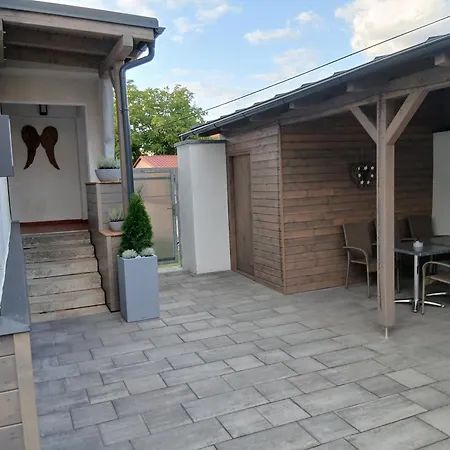 Sramek Apartment *